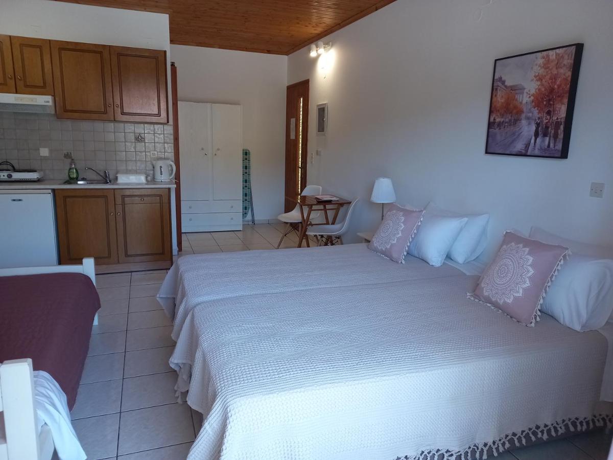 Marketos Apartments Свороната Екстер'єр фото