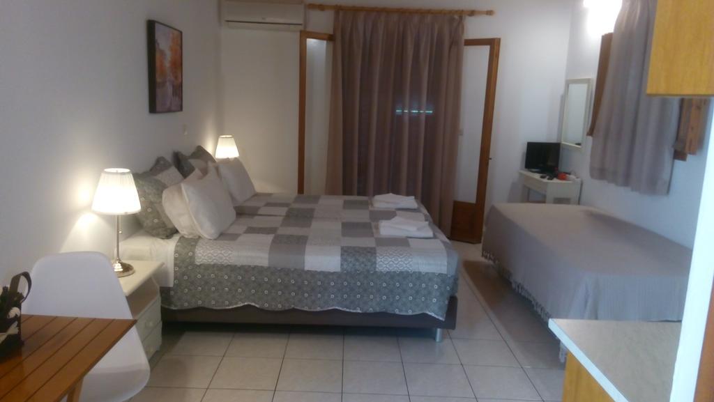Marketos Apartments Свороната Екстер'єр фото