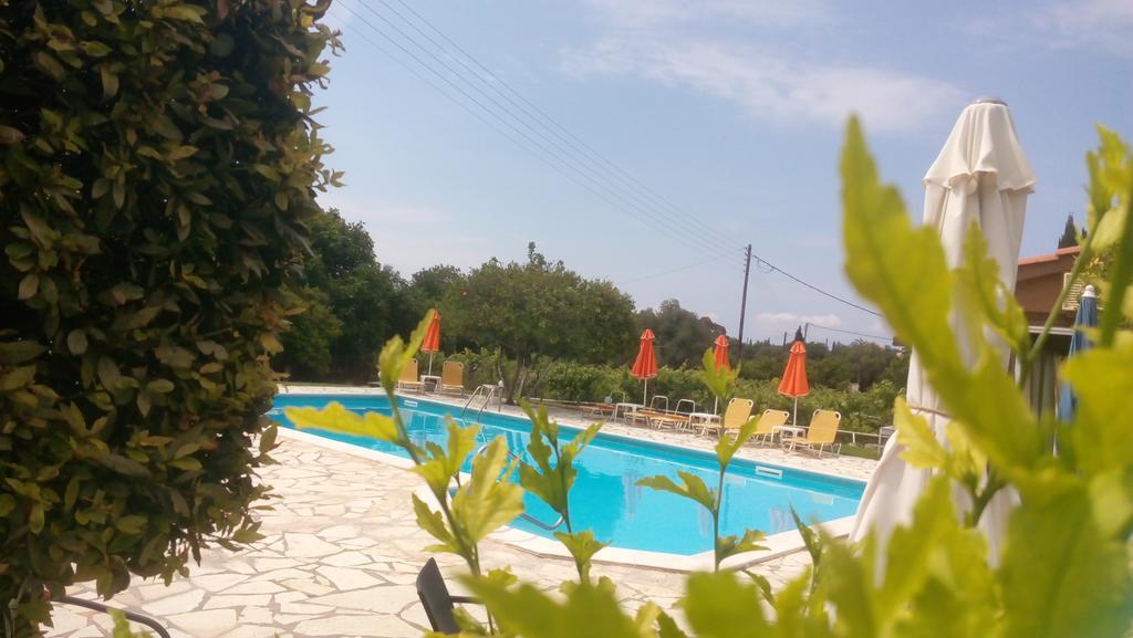 Marketos Apartments Свороната Екстер'єр фото