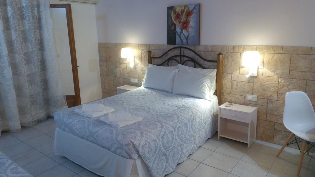 Marketos Apartments Свороната Екстер'єр фото