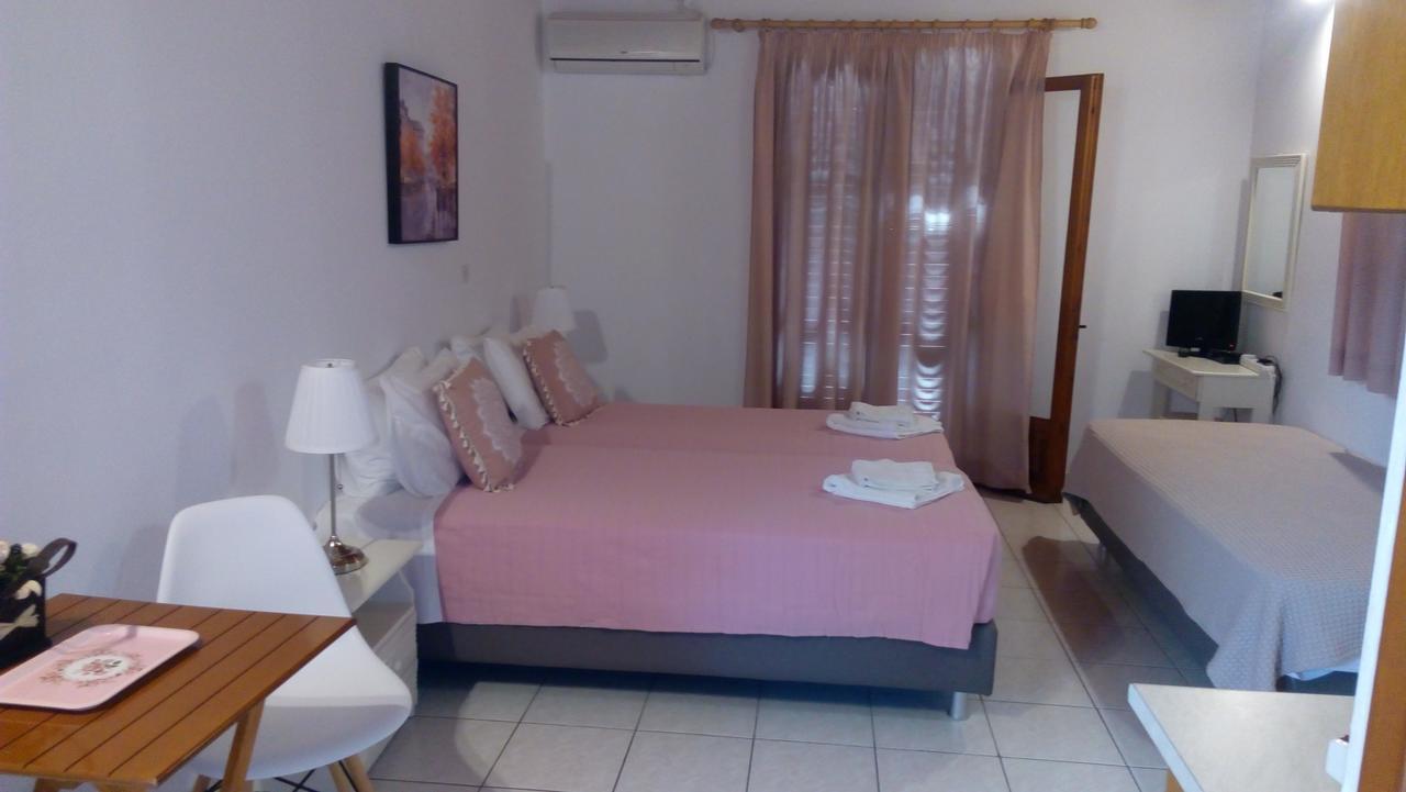 Marketos Apartments Свороната Екстер'єр фото